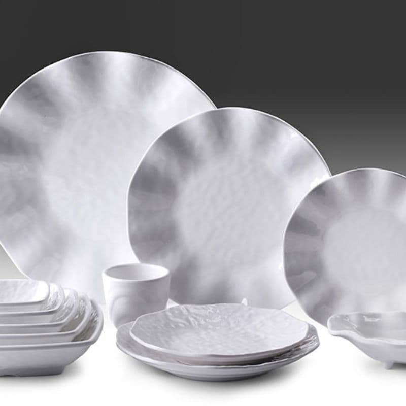 Có nên chọn bát đĩa nhựa nhà hàng hay không?